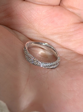 银色双圈环绕满钻莫比乌斯环戒指