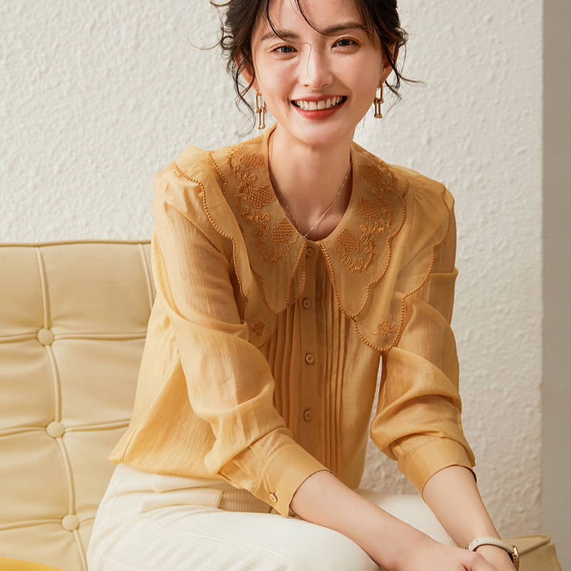 白鹿语娃娃领天丝衬衫秋款甜美减龄小清新