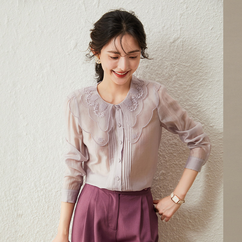 白鹿语娃娃领天丝衬衫秋款甜美减龄小清新