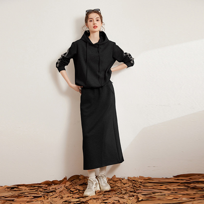 白鹿语连帽印花两件套秋款时尚微弹织带橡筋腰半裙女卫衣套装,淘宝优惠券,粉丝福利购,淘宝优惠卷