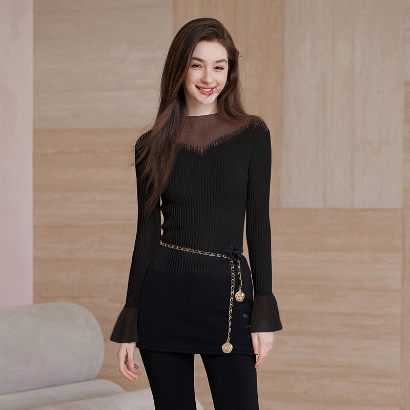 白鹿语甜美修身喇叭袖针织衫26春新款长袖显瘦打底衫内搭外穿上衣