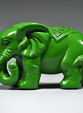 绿色木雕刻大象摆件实木