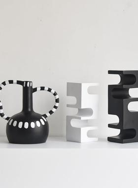 现代个性黑白几何艺术抽象异形摆件高级感样板间展厅软装饰品摆件