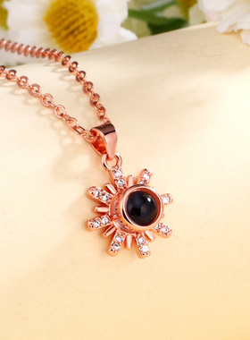 欧美跨境100种语言我爱你投影项链女抖音同款爱的记忆雪花锁骨链