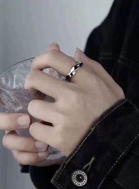 莫比乌斯环戒指男女士个性潮流时尚高级感轻奢冷淡风钛钢开口指环