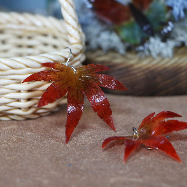 Special leather for leather flowers, transparent raw leather, handmade leather flowers, about 0.5mm thick, Fuzi leather carving