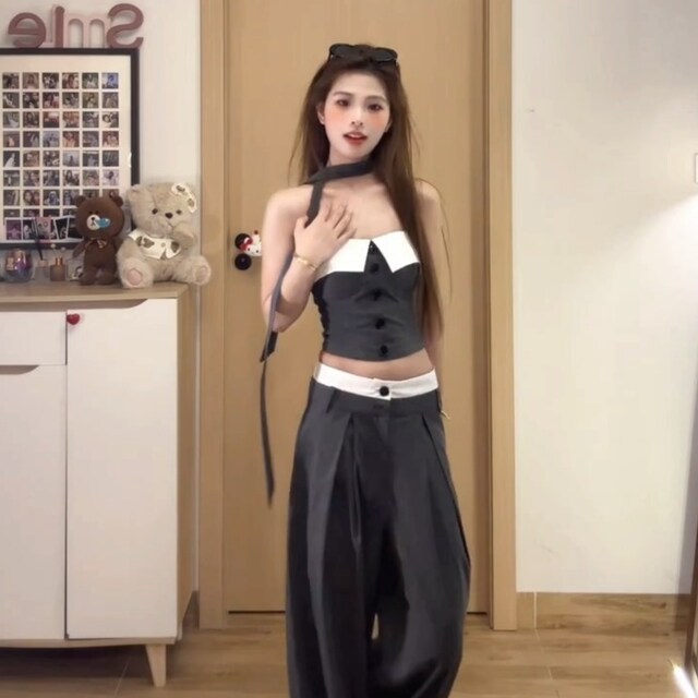Korean style hot girl contrasting color top high waist slimming wide leg pants