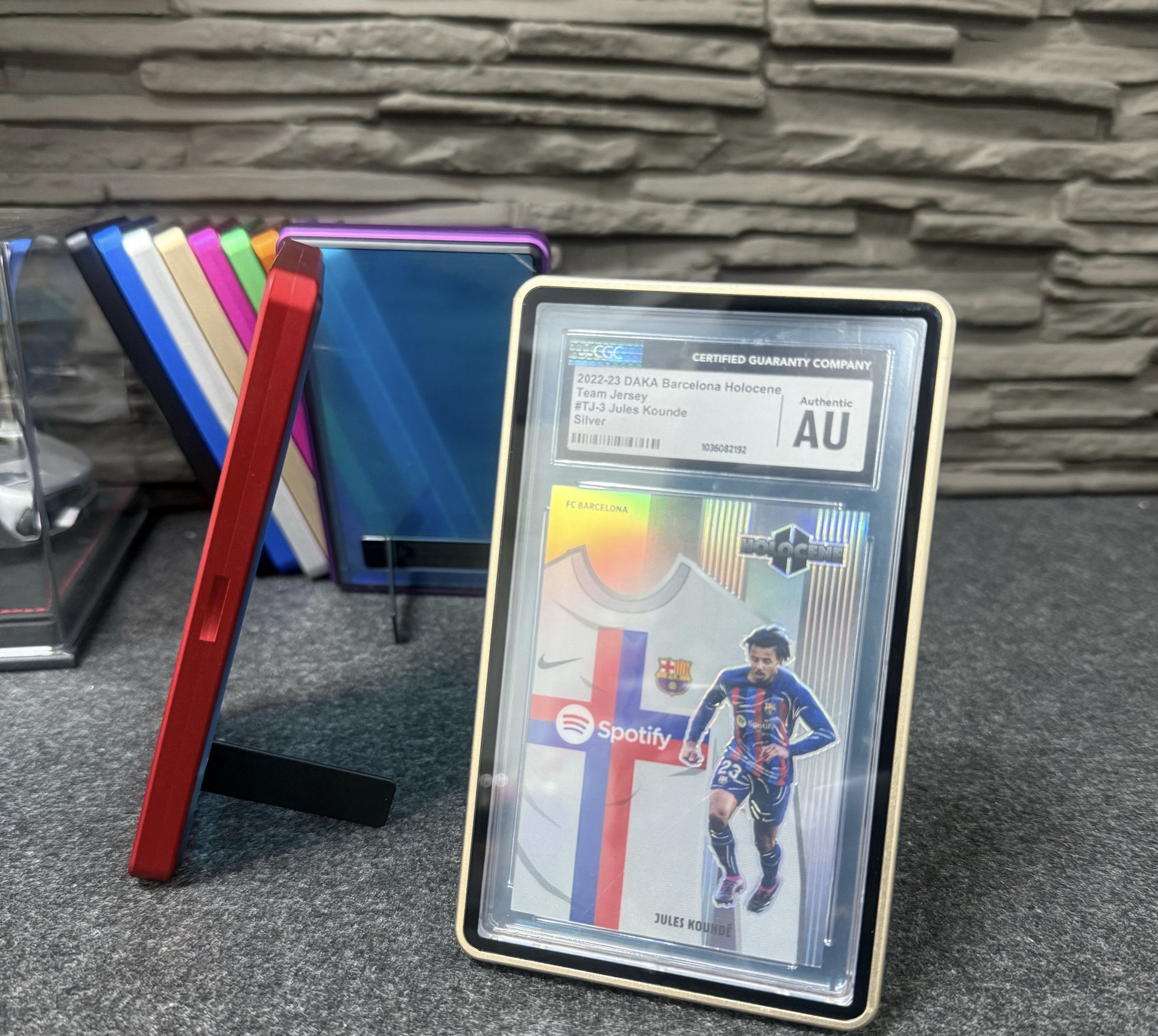 PSA评级卡保护壳带支架款130Pt球星卡专用保护套防UV展示框35PT,淘宝优惠券,粉丝福利购,淘宝优惠卷