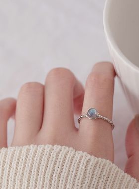 巨好看的戒指925银月光石戒指女简约设计感食指戒ins个性小众轻奢