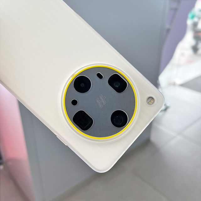 Fully enclosed flattened photo key corrugated soft shell suitable for findx8ultra mobile phone case OPPO transparent high-end all-inclusive vertical stripe protective case