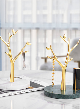 大理石桌面戒指项链卧室软装饰品