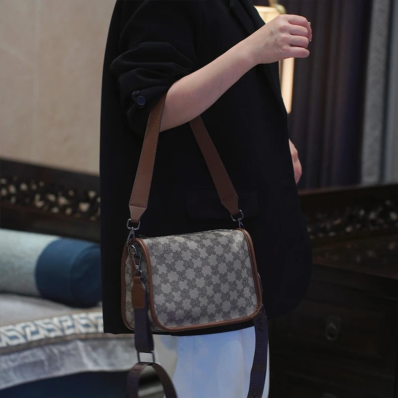 Spring and summer hot new style underarm single shoulder crossbody bag