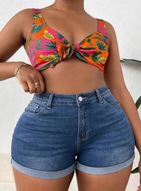 1 Pack Women's Plus Size High Waist Denim Shorts, Casual