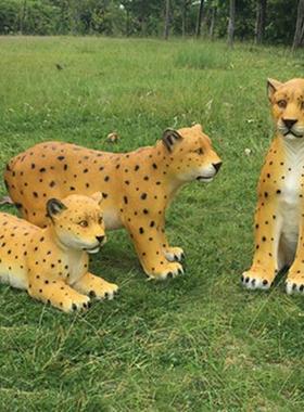 户外仿真豹子玻璃钢雕塑花园草坪景区雪豹动物园景观模型装饰摆件