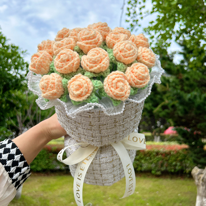 生日礼物送女朋友闺蜜38三八节妇女礼物实用礼品毛线玫瑰花束创意