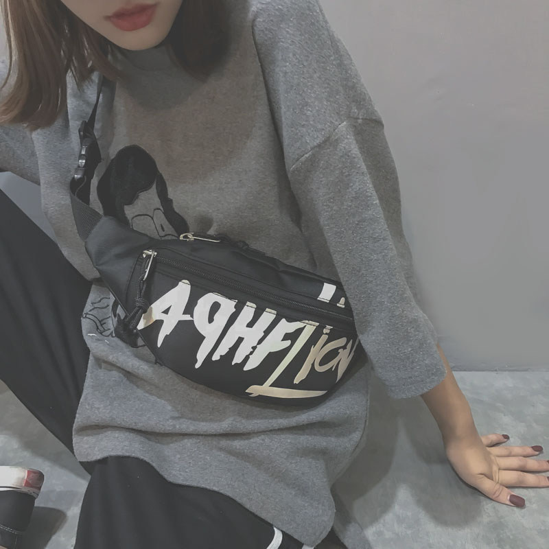 法国小众质感流行胸包包女潮斜挎包 佐妮梵女士包袋