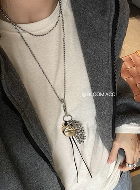 韩国博主同款水瓶吊坠项链斜挎包包挂件女配饰小众设计感毛衣链