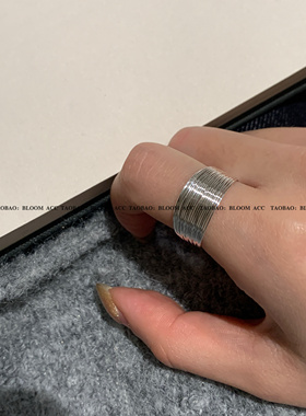 简约高级亮面哑光拼接条纹锯齿个性小众戒指百搭开口设计指环指戒