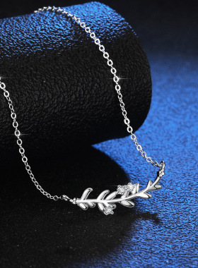 s925纯银吊坠莫桑石镀PT950 铂金项链女款时尚树叶幸运草锁骨链