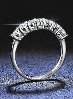 s925纯银莫桑石镀PT950 铂金戒指高端七星排戒子镂空四爪皇冠求婚