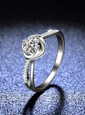 D色莫桑石戒指女925银镀PT950 铂金招简约气质一克拉花朵钻戒戒子
