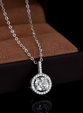 s925纯银吊坠1克拉莫桑石镀PT950 铂金项链女时尚豪华圆包锁骨链