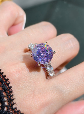 2023 New Fashion Trend Unique Design Elegant Exquisite Light