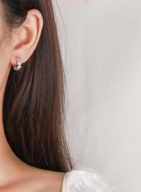 2023 Cute Daisy Flower Hoop Earrings For Women New Trend