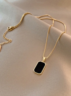 Korean Fashion Black Square Shell Pendant Necklace for