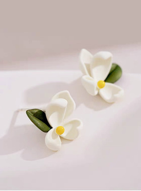 Elegant Gardenia Stud Earrings for Women Girls Sweet White