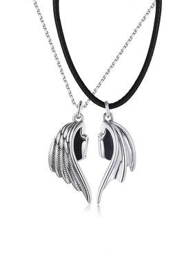 New 2023 Couple Necklace Clavicle Chain Women Devil