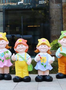 户外园林景观卡通提灯读书小孩人物雕塑别墅庭院玻璃钢幼儿园摆件