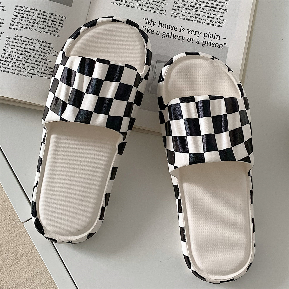 居家凉拖鞋女夏季浴室洗澡用防滑家用eva平底时尚棋盘格凉拖鞋,淘宝优惠券,粉丝福利购,淘宝优惠卷