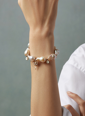 Riotlily/艾特里里Camélia山茶花系列手链春季礼物淡雅高级感