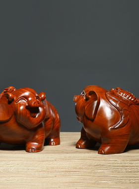 刺史客厅生肖猪工艺品红木雕刻