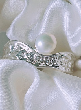 初色原创设计王冠戒指女轻奢高级感开口可调节经典优雅简约戒指女