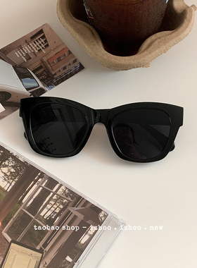 时髦百搭显脸小复古方框防紫外线