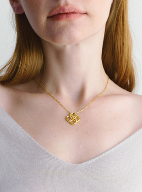 CINNLER镂空设计四叶草吊坠项链