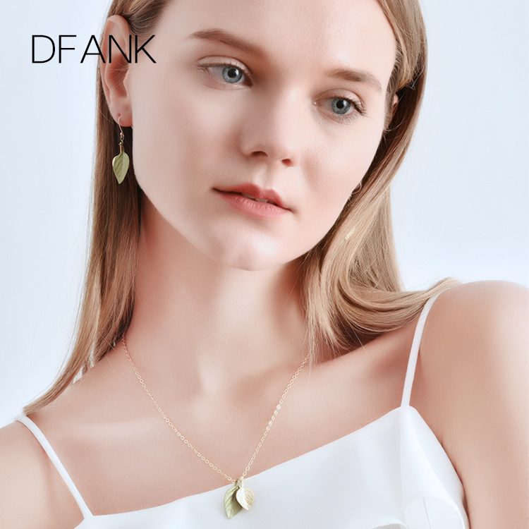 ÏîÁ´Å®Àäµ·çõ¹å½ðËø¹ÇÁ´¼òÔ¼ÆøÖÊÂÞÀÕÒ¶ÍøºìСÖÚ¸´¹ÅÉè¼Æ DFANK ÏîÁ´Å®Àäµ·çõ¹å½ðËø¹ÇÁ´¼òÔ¼ÆøÖÊÂÞÀÕÒ¶ÍøºìСÖÚ¸´¹ÅÉè¼Æ DFANK