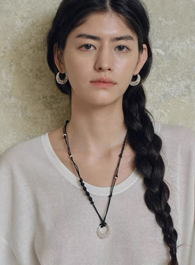 Céleste网兜月牙包长项链女