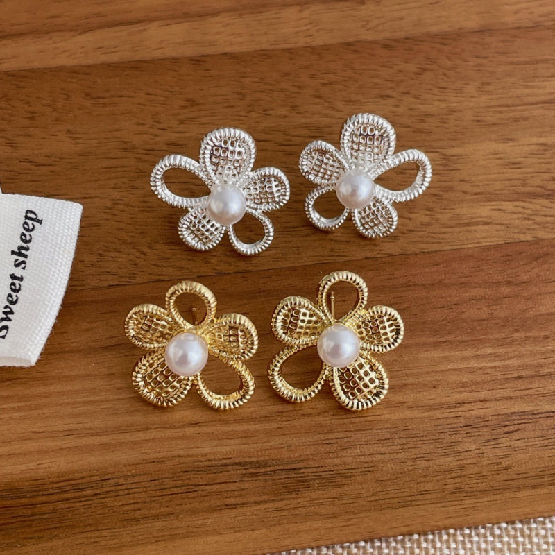 小众设计花丝刺绣镂空花朵耳环女法式简约高级感优雅气质耳钉耳饰,淘宝优惠券,粉丝福利购,淘宝优惠卷