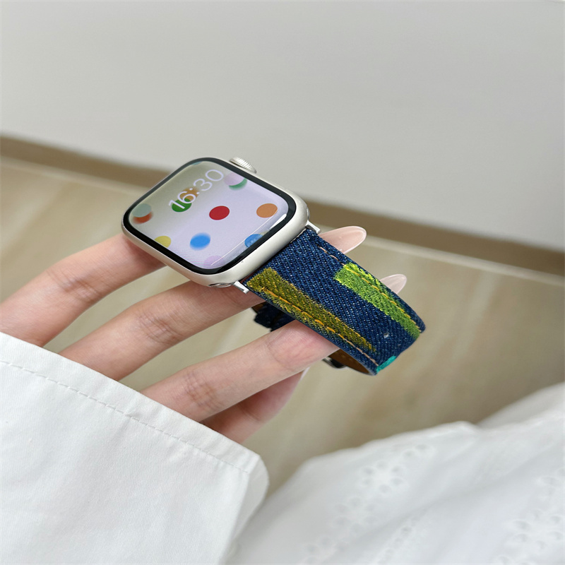 适用applewatch彩色手绘牛仔表带iWatchS10潮流时尚表带皮带9/8/7/6秋冬苹果手表SE女复古小众皮腕带46mm45mm