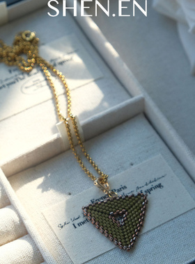 2024橄榄绿新款手作三角款设计进口米珠古董珠手工几何耳环项链