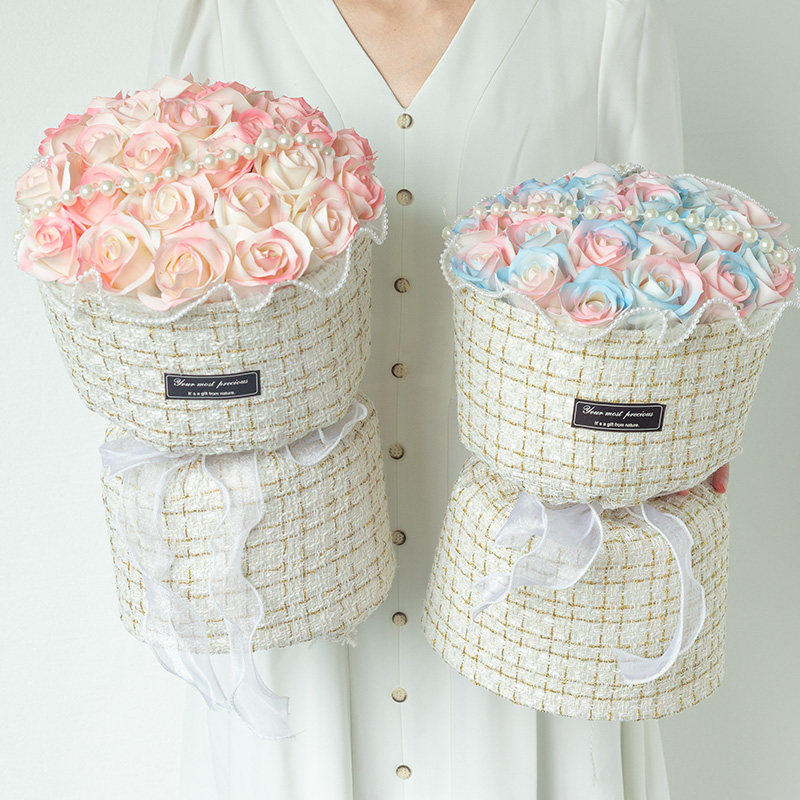 情人节礼物小香风花束仿真香皂花生日送老师男女朋友闺蜜手捧花