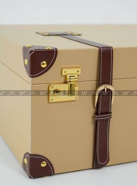 MOON慕空间样板房衣帽间收纳盒摆件黄棕色行李箱软装饰品摆设道具