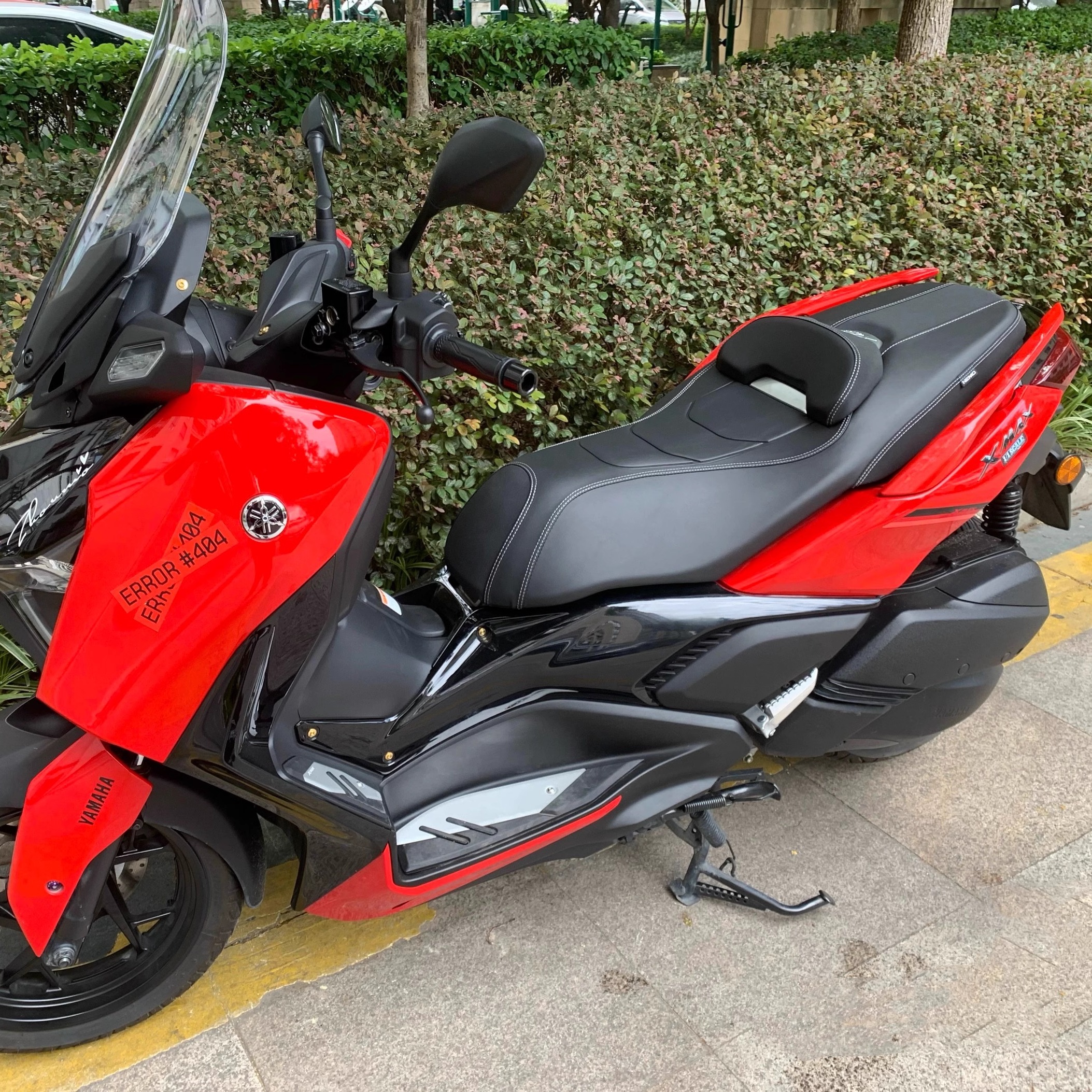 适用17-24款雅马哈xmax300坐垫改装西班牙款降低座椅加高靠腰座垫 - 图0