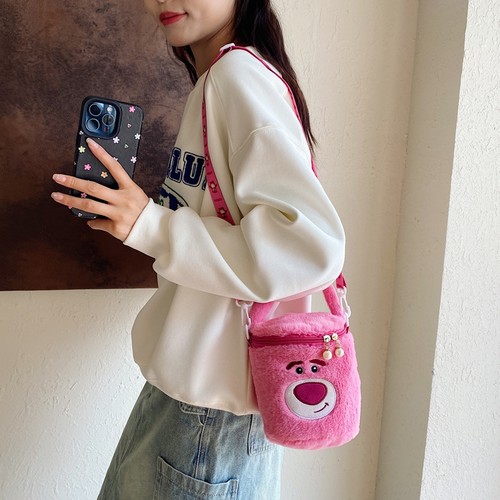 可爱毛绒公仔抓娃娃机单肩斜挎包水桶包便携款零钱包毛毛包可爱 - 图0