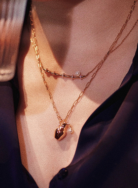 温莎复古水瓶珍珠水滴镀金项链