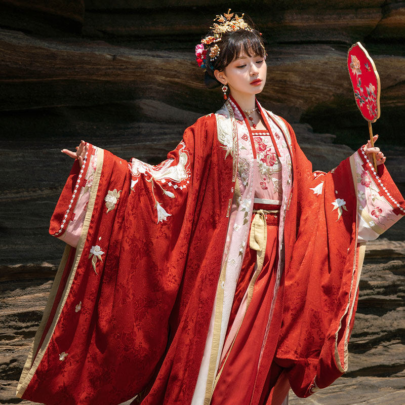 十三余小豆蔻儿[和合花开]大袖婚服 十三余汉服