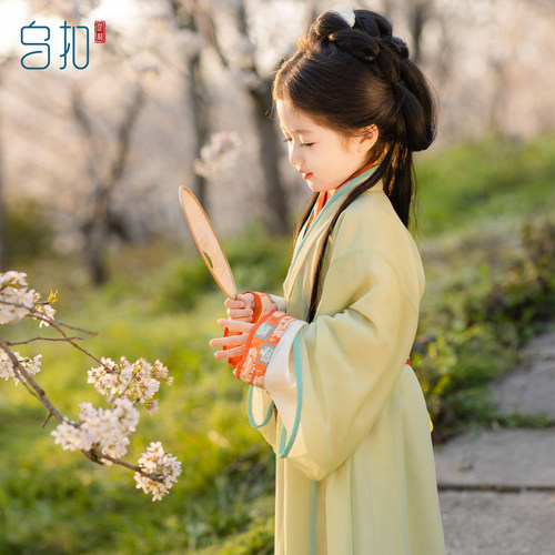 乌扣.南山 汉服女童战国袍春秋儿童中国风古风亲子直裾袍套装春季 - 图3